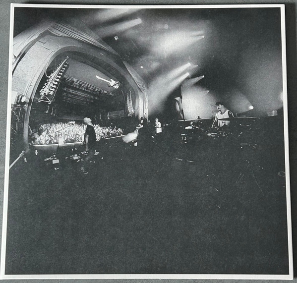 And So I Watch You From Afar - Megafauna | Pelagic Records (PEL 275-V) - 3 And So I Watch You From Afar - Megafauna | Pelagic Records (PEL 275-V) - 3