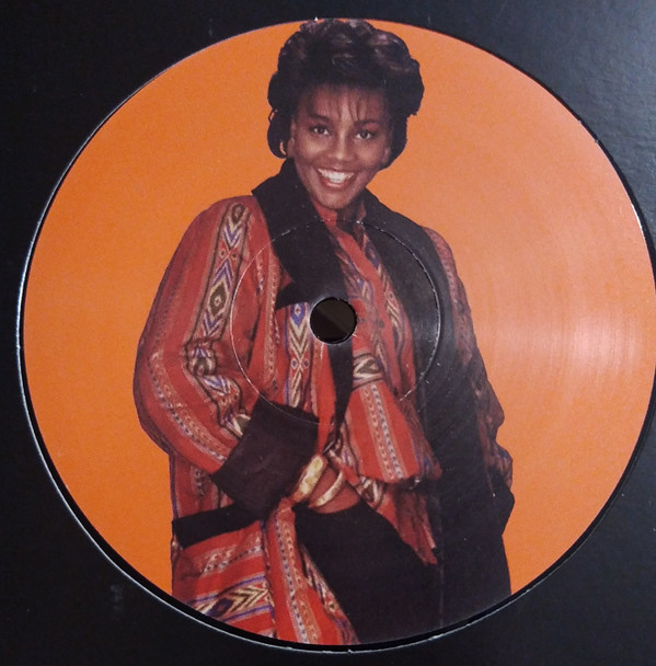 Sonja Ryshard - Step Back | Freestyle Records (FSR112)