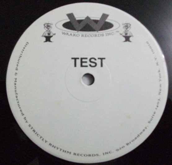 Smack Productions Feat. Trina Terry - Kiss Me | Waako Records (WR 1236)