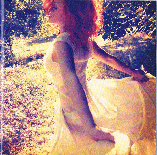 Rihanna - Loud | Def Jam Recordings (0602527829142) - 3