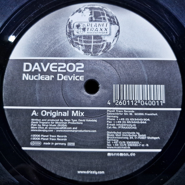 Dave 202 - Nuclear Device | Planet Traxx (PTRAXX2043)