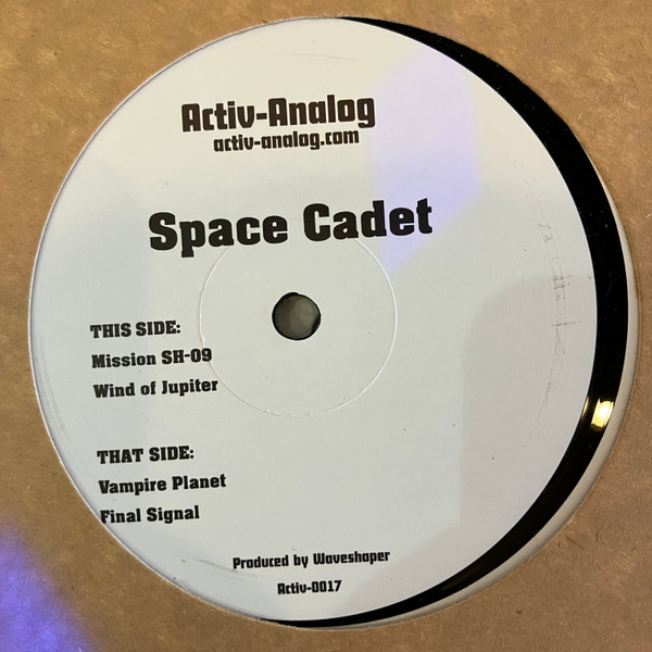 Wave Shaper - Space Cadet | Activ-Analog Records (ACTIV-0017)