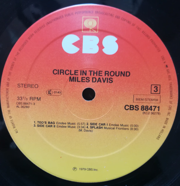 Miles Davis - Circle In The Round | CBS (CBS 88471) - 7