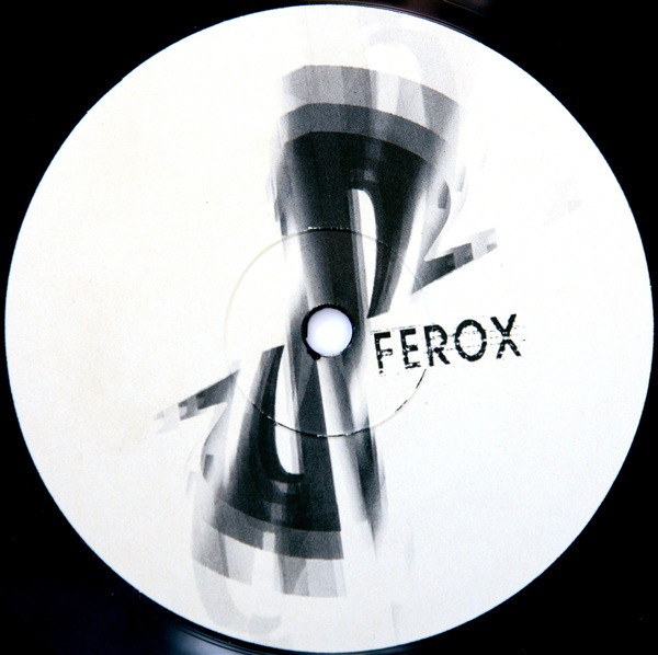 Ferox & Ki-Real - Merging Shadows | Underground Society Records (USR 002) - 4
