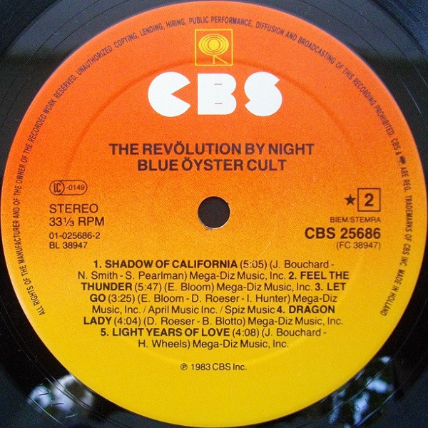 Blue Öyster Cult - The Revölution By Night | CBS (CBS 25686) - 4