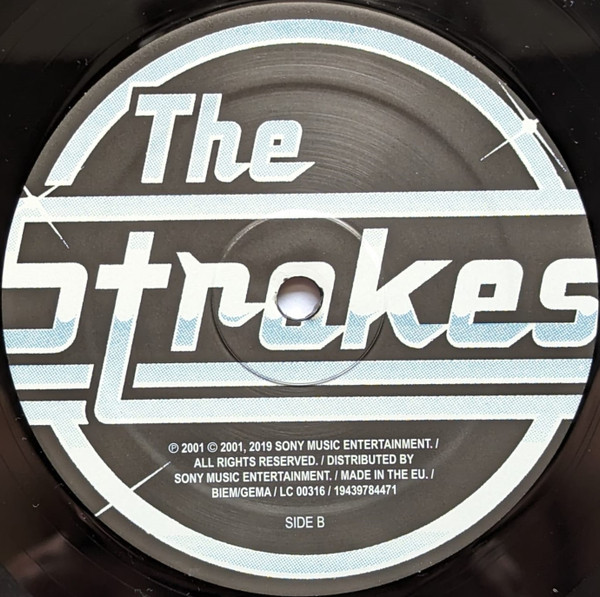 The Strokes - Is This It | Legacy (19439784471) - 4 The Strokes - Is This It | Legacy (19439784471) - 4