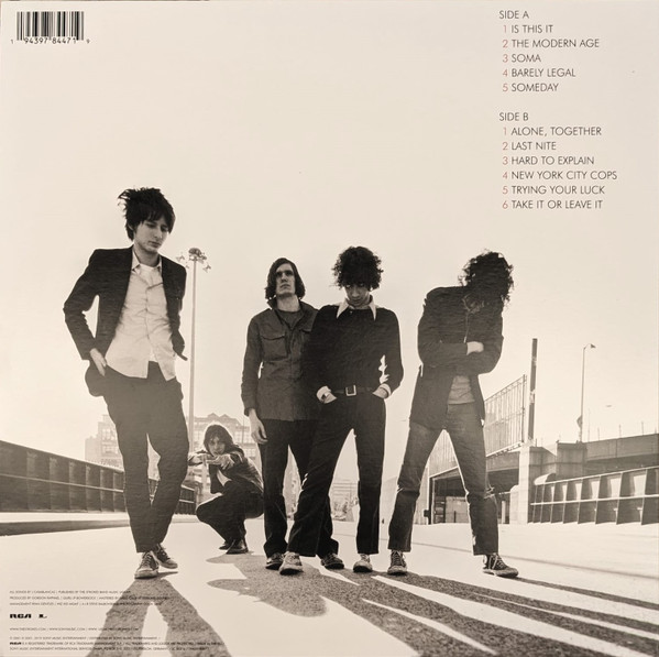 The Strokes - Is This It | Legacy (19439784471) - 2 The Strokes - Is This It | Legacy (19439784471) - 2