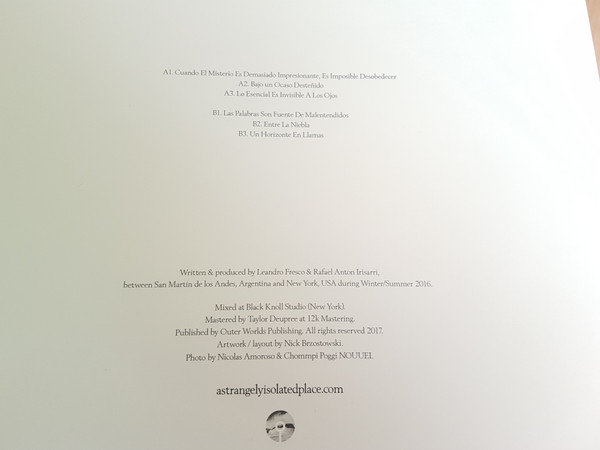 Leandro Fresco & Rafael Anton Irisarri - La Equidistancia | A Strangely Isolated Place (ASIPV008) - 3