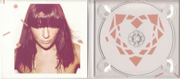 Elisapie Isaac - Travelling Love | Pheromone Recordings (PHER CD 1026) - 4 Elisapie Isaac - Travelling Love | Pheromone Recordings (PHER CD 1026) - 4