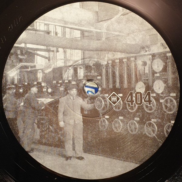 Jade Foster / Christian Hornbostel - Volcano - Down On The Volcano | Haunebu III (HNB 404) - 2 Jade Foster / Christian Hornbostel - Volcano - Down On The Volcano | Haunebu III (HNB 404) - 2