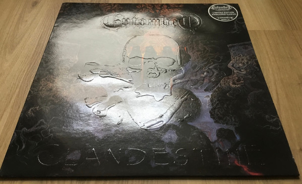 Entombed - Clandestine | Earache (MOSH 37) - 3