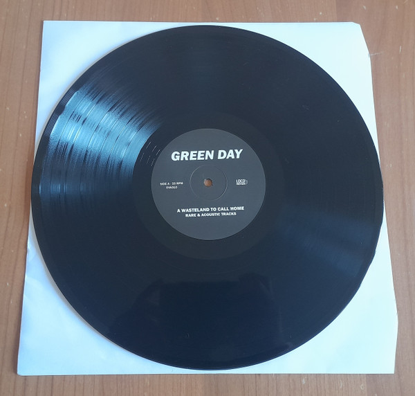 Green Day - A Wasteland To Call Home | Loco Motion (EVA010) - 3 Green Day - A Wasteland To Call Home | Loco Motion (EVA010) - 3