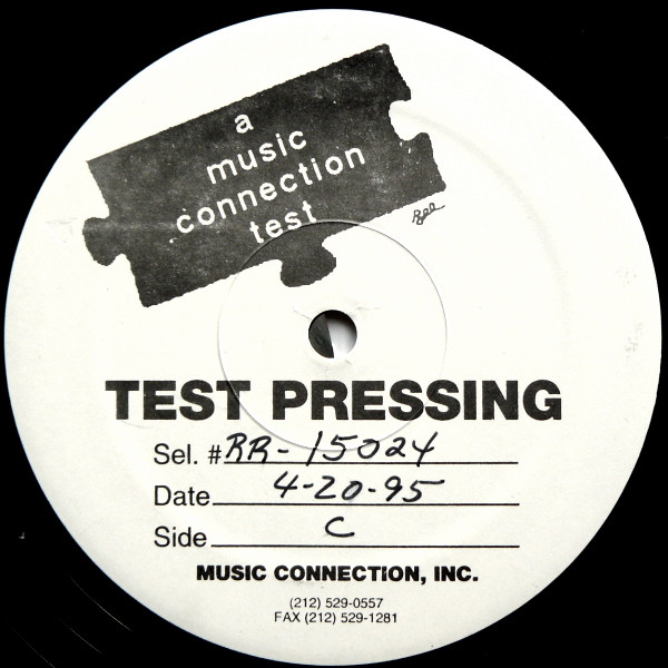 Diva Convention Featuring Michelle Weeks - Give It Love | Radikal Records (RR-15024) - 3 Diva Convention Featuring Michelle Weeks - Give It Love | Radikal Records (RR-15024) - 3