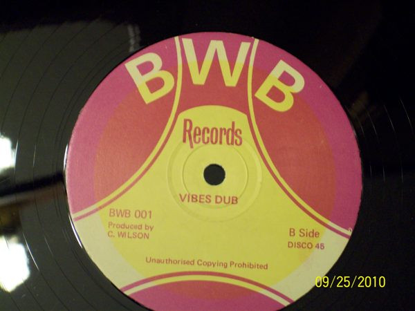 James Singer / Prophet Biggs - Level Vibes / 100 A We | BWB Records (BWB001) - 2 James Singer / Prophet Biggs - Level Vibes / 100 A We | BWB Records (BWB001) - 2