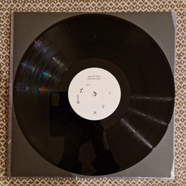 Ugne & Maria - Zotasphere | Hands In The Dark (HITD 077) - 4 Ugne & Maria - Zotasphere | Hands In The Dark (HITD 077) - 4