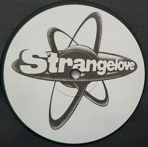 Pianoman - Presents Pasion | Planet Strangelove (PLANET001) - 2