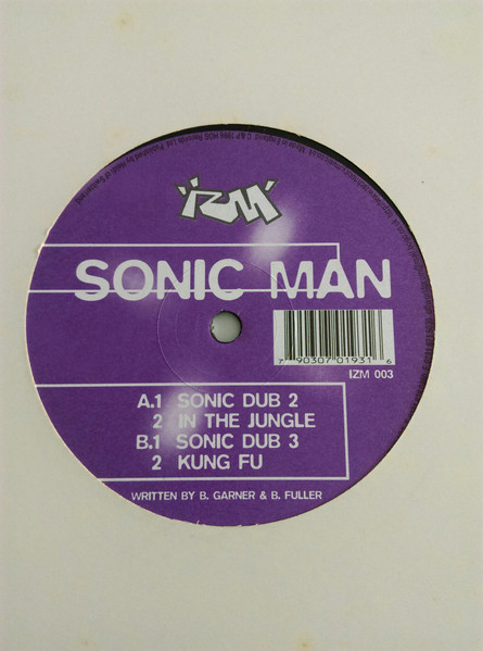 Sonic Man - Sonic Dub | IZM Records (IZM 003)
