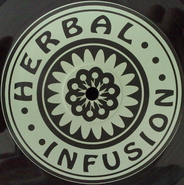 Herbal Infusion - The Hunter | Zoom Records (ZOOM 012) - 4