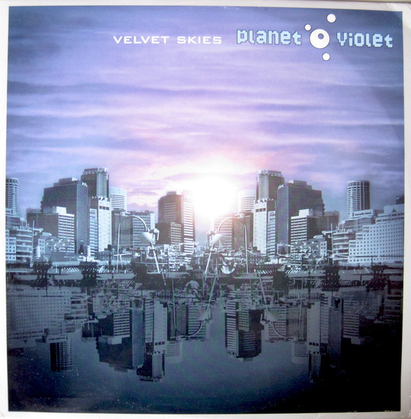 Planet Violet - Velvet Skies | House Nation (DST 70886-12)