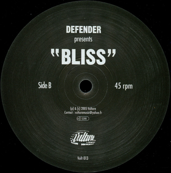 Defender - Defender / Bliss | Vulture Music (Vult 013) - 2 Defender - Defender / Bliss | Vulture Music (Vult 013) - 2