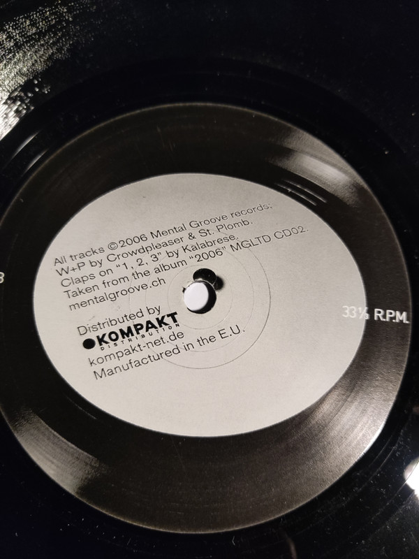 Crowdpleaser & St. Plomb - 2006 Excerpts 2 | Mental Groove Records (MGLTD 014) - 3 Crowdpleaser & St. Plomb - 2006 Excerpts 2 | Mental Groove Records (MGLTD 014) - 3