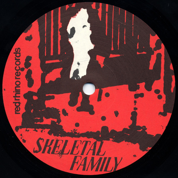 Skeletal Family - Burning Oil | Red Rhino Records (REDLP 44) - 3