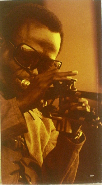 Miles Davis - The Complete Bitches Brew Sessions | Columbia (C4K 90924) - 4 Miles Davis - The Complete Bitches Brew Sessions | Columbia (C4K 90924) - 4