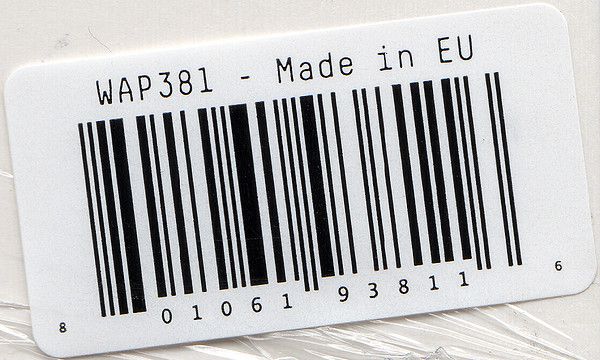 Aphex Twin - MARCHROMT30a Edit 2b 96 | Warp Records (WAP381) - 2