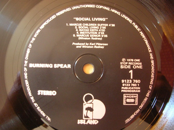 Burning Spear - Social Living | Island Records (9123 760) - 3