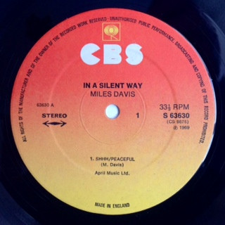 Miles Davis - In A Silent Way | CBS (S 63630) - 3