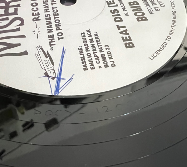 Bomb The Bass - Beat Dis | Mister-Ron Records (DOOD 121) - 3