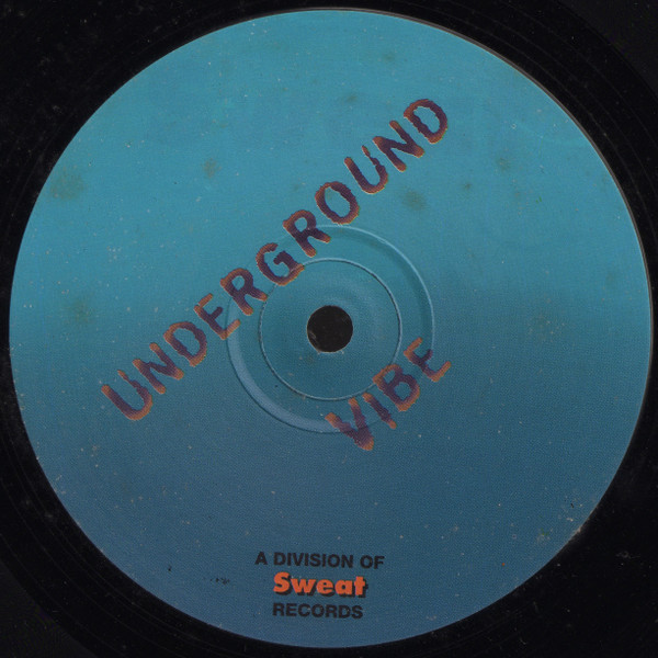 Johan S. Presents Jazzheads - Turn The Music Up | Underground Vibe (UV18) - 4 Johan S. Presents Jazzheads - Turn The Music Up | Underground Vibe (UV18) - 4