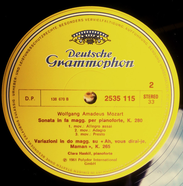 Clara Haskil , Wolfgang Amadeus Mozart - Clara Haskil Suona Mozart | Deutsche Grammophon (2535 115) - 3
