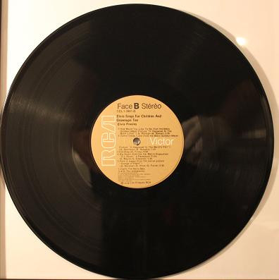 Elvis Presley - Elvis Sings For Children And Grownups Too ! [Vinyl] | RCA Victor (CEL1-2901) - 4