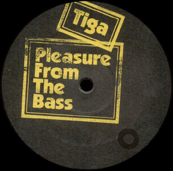 Tiga - Pleasure From The Bass | Different (DIFB 1028) - 3