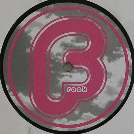 Dirty Freek Ft. Justine Riddock - Movin' On | Freek (F012) - 2