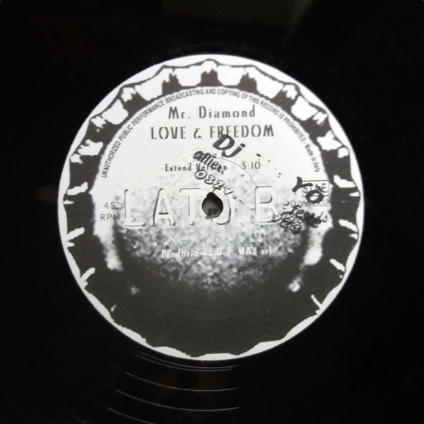 Mr. Diamond Feat. Juliet Alison Sharp - Love & Freedom | DJWay (DJWM 002) - 2