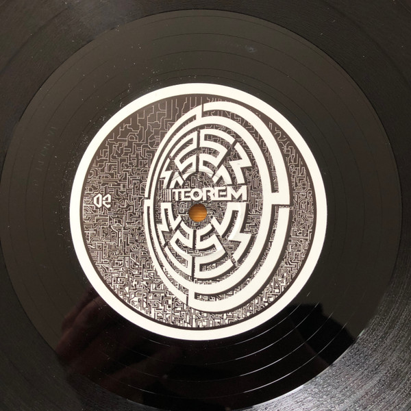 Le Roumain / Tournevis - Teorem 02 | TEOREM (TEOREM 02)