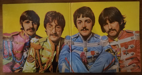 The Beatles - Sgt. Pepper's Lonely Hearts Club Band | Odeon (1J 062-04.177) - 3