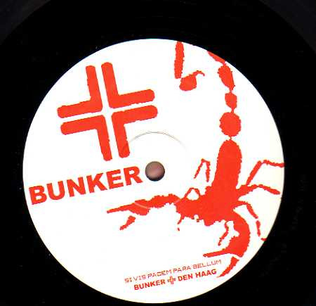 Nukubus - Survival Of The Funkiest | Bunker Records (BUNKER 3004) - 2 Nukubus - Survival Of The Funkiest | Bunker Records (BUNKER 3004) - 2