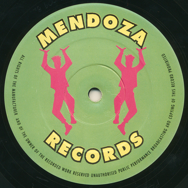 Dogs Bollux - On De Ball | Mendoza Records (MEN 009) - 4