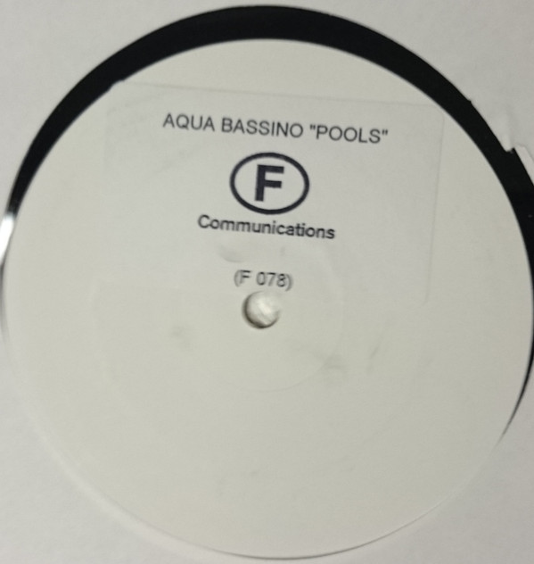 Aqua Bassino - Pools | F Communications (F 078)
