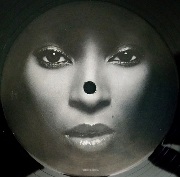 Mary J. Blige - No More Drama | MCA Records (WMCSTX 40281) - 2 Mary J. Blige - No More Drama | MCA Records (WMCSTX 40281) - 2