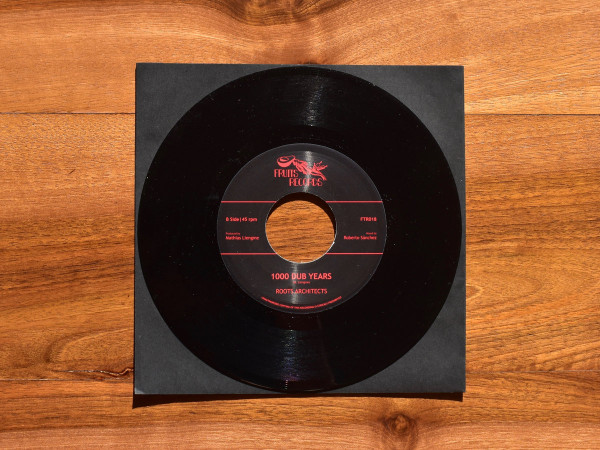 Roots Architects - 1000 Light Years | Fruits Records (FTR018) - 3
