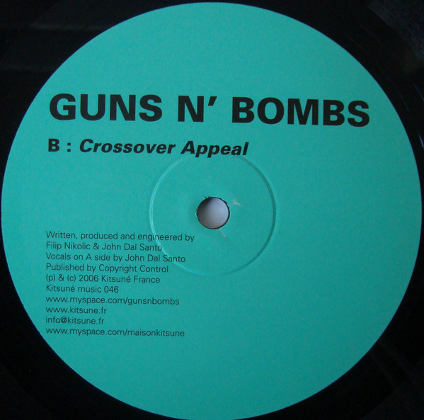 Guns N' Bombs - Nothing Is Getting Us Anywhere | Kitsuné Music (Kitsuné Music 046) - 4