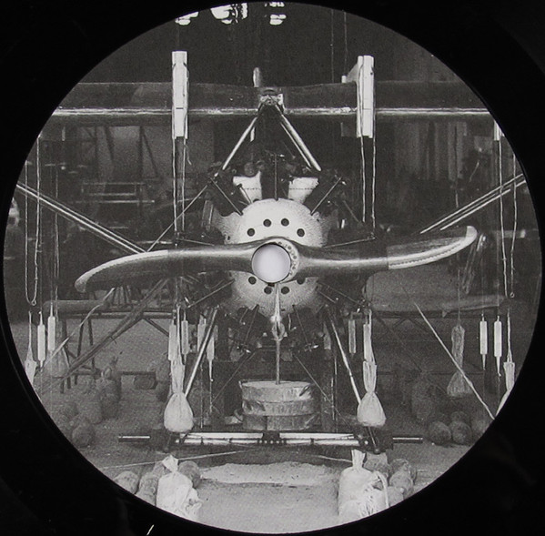 Thomas Brinkmann - Max.Ernst & Freunde | Max Ernst (max.E.01)