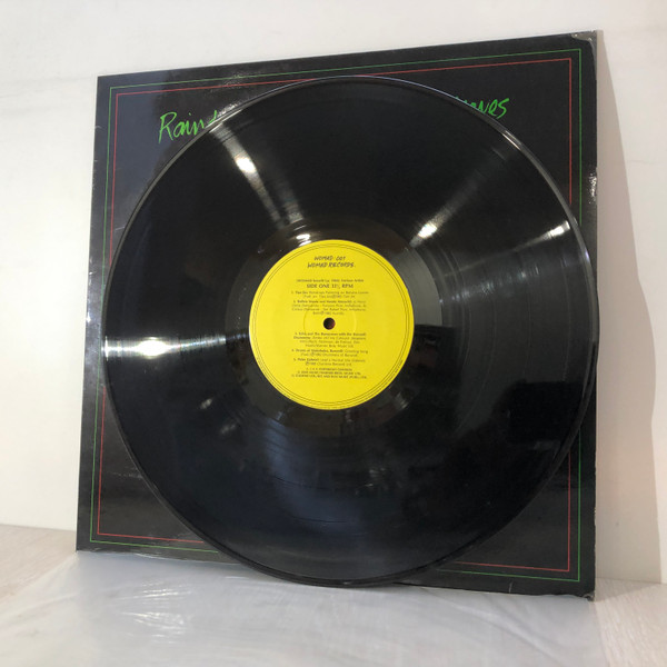 Various - Raindrops Pattering On Banana Leaves And Other Tunes - A WOMAD Benefit LP | Womad Records (WOMAD001) - 3