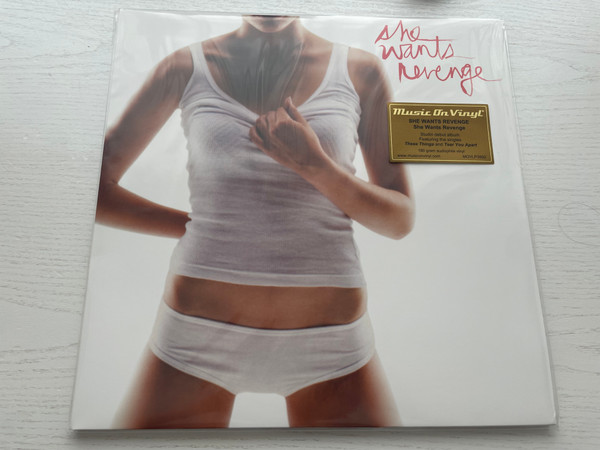 She Wants Revenge - She Wants Revenge | Music On Vinyl (MOVLP3892) - main She Wants Revenge - She Wants Revenge | Music On Vinyl (MOVLP3892) - main