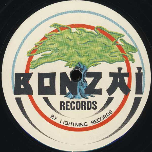 Yves Deruyter - Outsiders | Bonzai Records (BR 95083) - 2