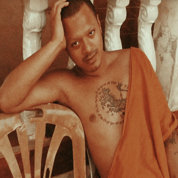 Hussain Bokhari - Possessions | Mood Hut (MH026)